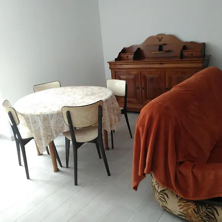 Le Tilleul 9 Personnes 5 6 Lits 15 Min Du Futuroscope * Yversay