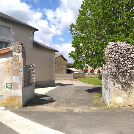 Apartmán Le Tilleul 9 Personnes 5 6 Lits 15 Min Du Futuroscope
